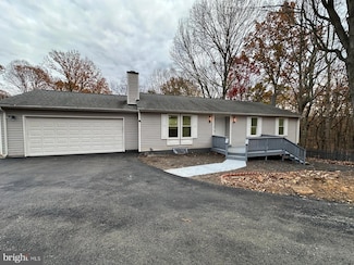 1411 Mercer Rd, Haymarket, VA 20169