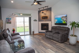 66 Berdella Ct, Cross Plains, WI 53528