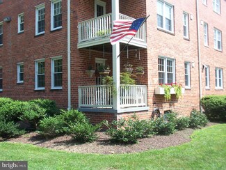 1306 Belle View Blvd Unit A2, Alexandria, VA 22307
