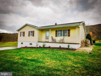 195 Swan Rd, Hollidaysburg, PA 16648