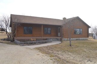 1339 Woodlawn Rd, Lee, IL 60530