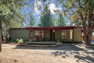 60326 Hiawatha Ln, Bend, OR 97702