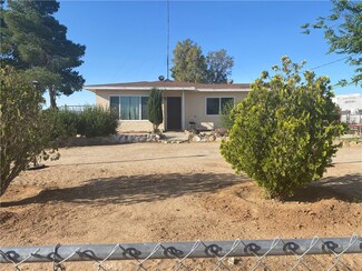 17079 Sycamore St, Hesperia, CA 92345