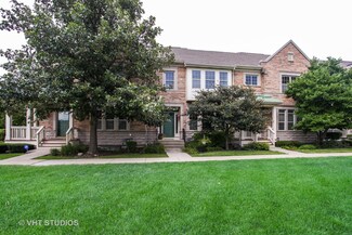 2686 W Lake Ave, Glenview, IL 60026