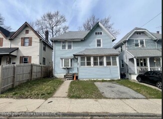 88 Bodine St, Staten Island, NY 10310