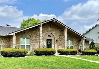 7720 Weaver Dr, Beaumont, TX 77706