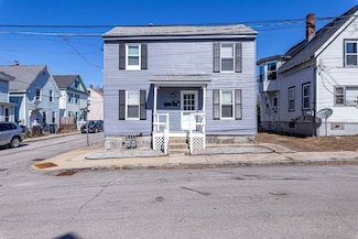 52 1/2 Worcester St, Nashua, NH 03060