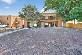 1212 Chelwood Park Blvd NE, Albuquerque, NM 87112
