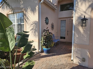 9406 Sun River Way, Estero, FL 33928
