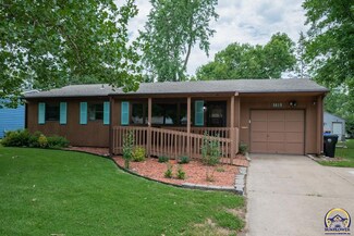 5619 SW 15th St, Topeka, KS 66604