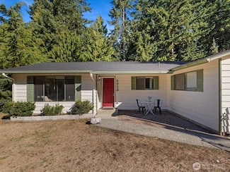 2923 Lakeview Way, Langley, WA 98260