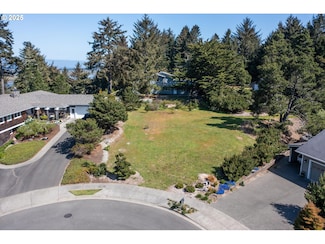 576 Klamath Ave NE Unit 1101, Bandon, OR 97411