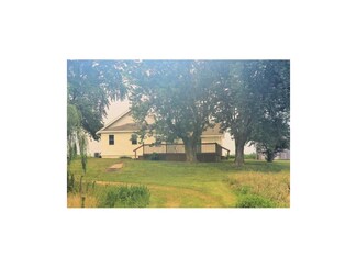 15316 Badger Ave, Sweet Springs, MO 65351