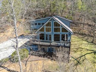 2201 Applewood Rd, Sevierville, TN 37862