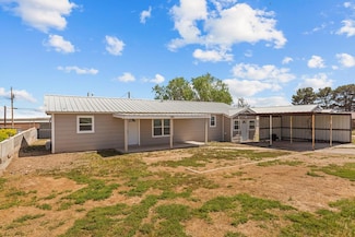 1304 Holmes St, Rankin, TX 79778