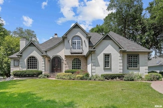 2 S Shore Ln, Rapids City, IL 61278