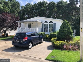 53 Shenandoah Dr, Gloucester Township, NJ 08081