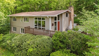 1227 Woodcrest Cir, Harrisonburg, VA 22801