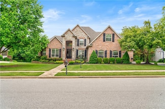 2670 N Candlewood Dr, Fayetteville, AR 72703