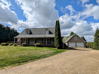 180 Daniels Run Rd NE, Copper Hill, VA 24079