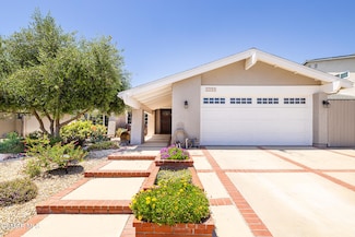 2255 McDonald St, Simi Valley, CA 93065