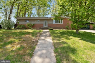 419 Milmont Ave, Folsom, PA 19033