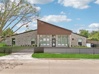 11110 Saint Michaels Dr, Dallas, TX 75230