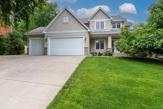 562 Hillside Dr, Prescott, WI 54021
