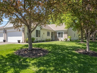 9349 Kimberly Ln N, Osseo, MN 55311