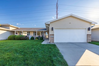 1811 W 86th Ln, Merrillville, IN 46410