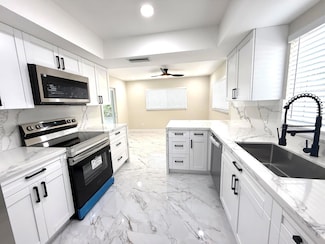 9004 SW 6th St, Boca Raton, FL 33433