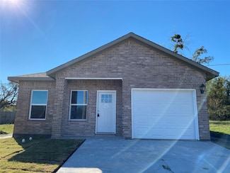 1403 Marshall St, Greenville, TX 75401