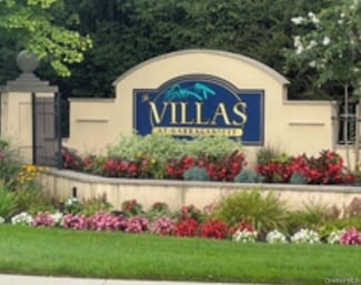 816 Narragansett Villas Dr Unit 816, Lindenhurst, NY 11757