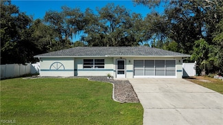 18530 Hottelet Cir, Port Charlotte, FL 33948