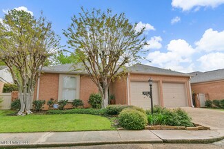 208 Park Lane Place, Jackson, MS 39211