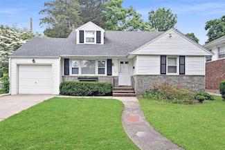 242 Clinton Rd, Garden City, NY 11530