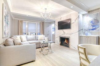 220 E 73rd St Unit 1A, New York, NY 10021