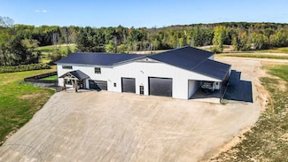 5304 Sampson Rd, Abrams, WI 54101