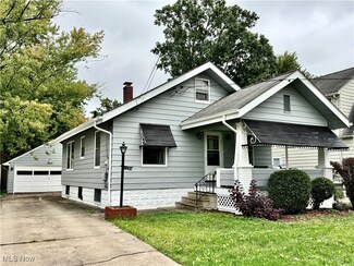 1231 Perkinswood Blvd SE, Warren, OH 44484