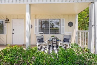 4623 Bayshore Dr Unit C2, Naples, FL 34112