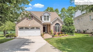 118 Bradford Ct, Jefferson, NC 28640