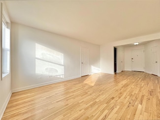 84-19 51st Ave Unit 6, Elmhurst, NY 11373