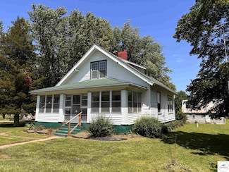 104 Summit St, Hughesville, MO 65334