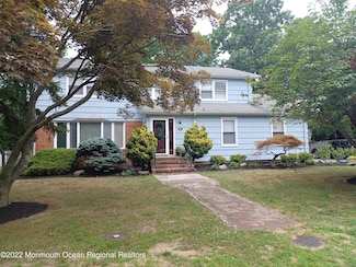 605 Carol Ave, Oakhurst, NJ 07755
