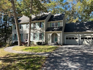 21 Heritage Ln, Groton, MA 01450
