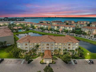 1 Harbour Isle Dr E Unit 101, Fort Pierce, FL 34949