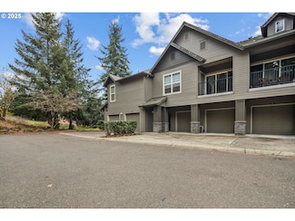 975 Springtree Ln, West Linn, OR 97068