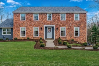90 Will Scarlet Rd, Canonsburg, PA 15317