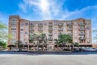 647 Metropolitan Way Unit L402, Des Plaines, IL 60016