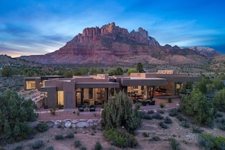 3007 E Navajo Way, Springdale, UT 84767